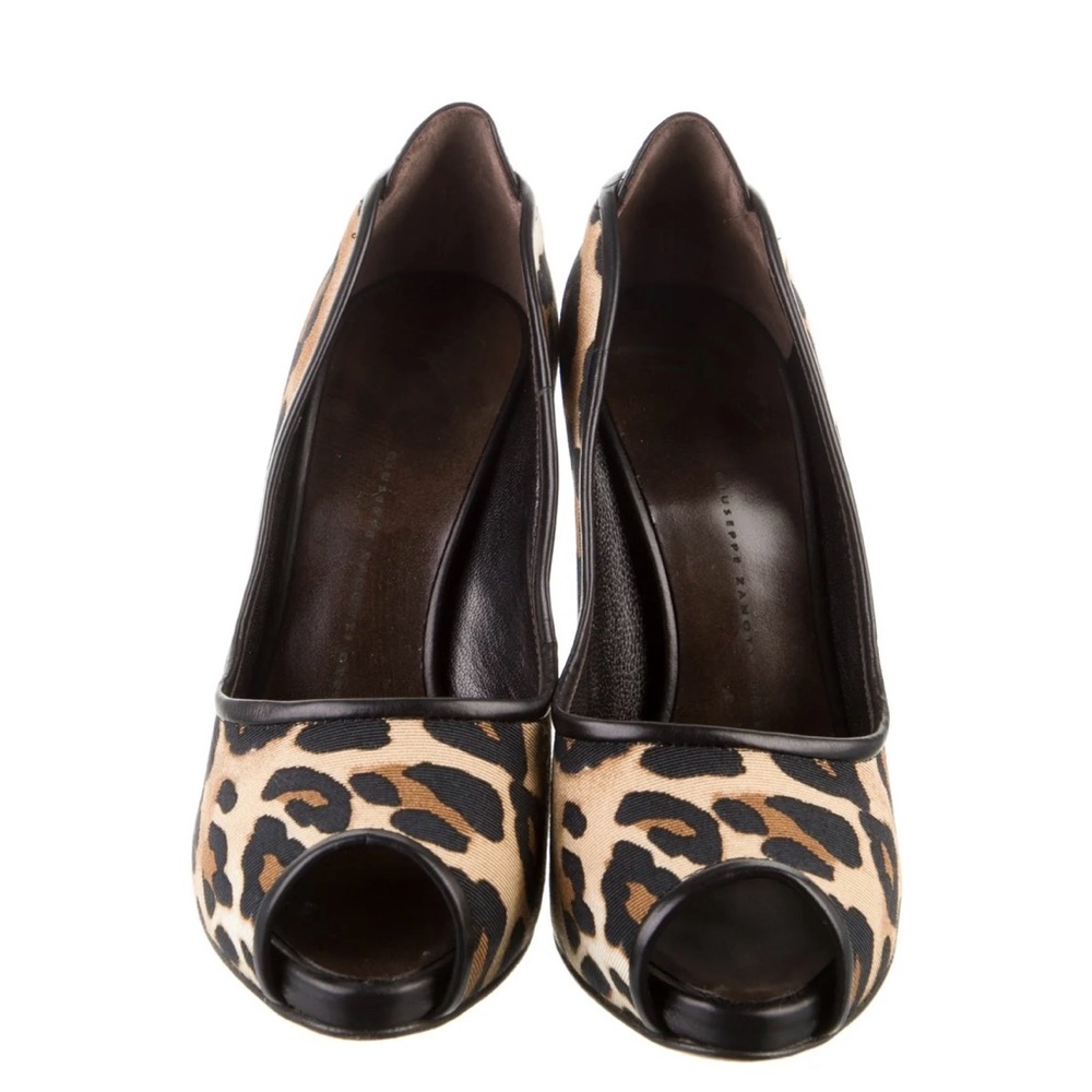 Giuseppe Zanotti size 36 Leopard Print Peep Toe Pumps